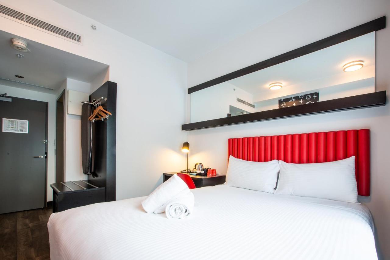 Essence Hotel Carlton Melbourne Exterior photo