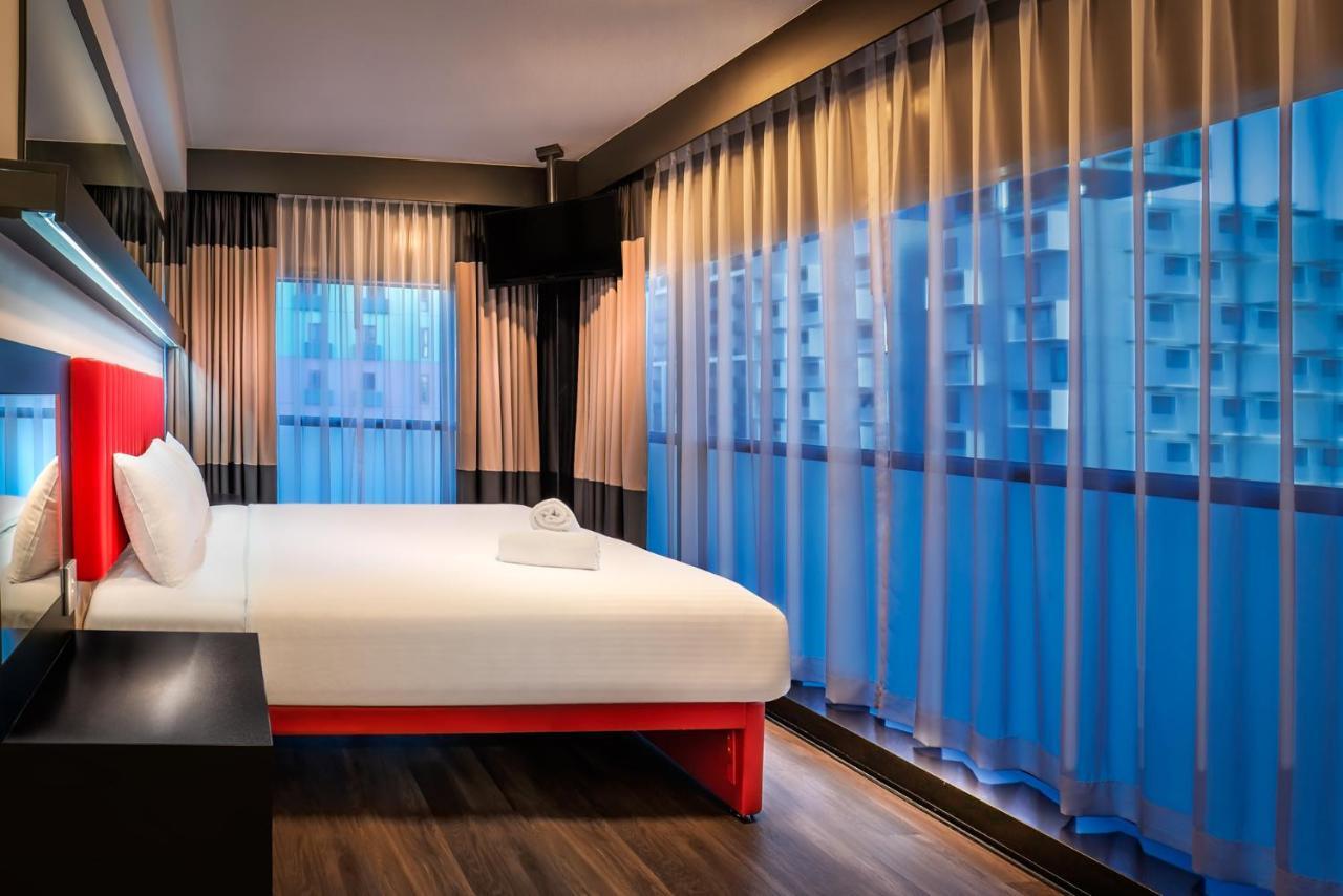 Essence Hotel Carlton Melbourne Exterior photo
