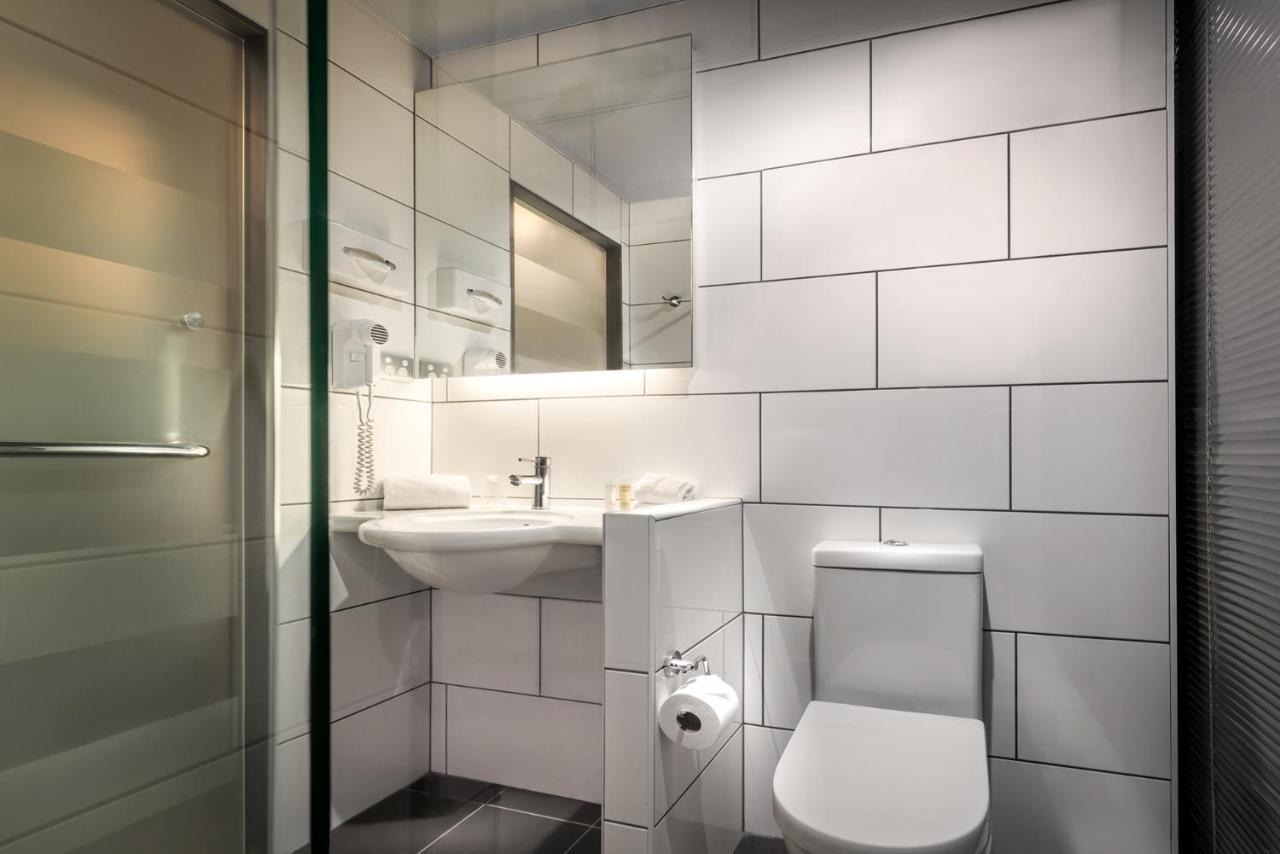 Essence Hotel Carlton Melbourne Exterior photo